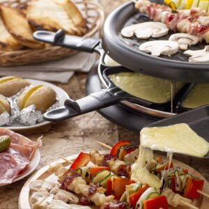 PE 27.11. | Raclette- ja viini-ilta Winebistrossa